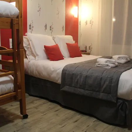 Au Petit Bonheur Hotel