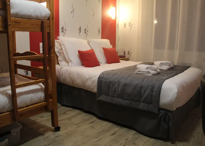 Au Petit Bonheur Hotel