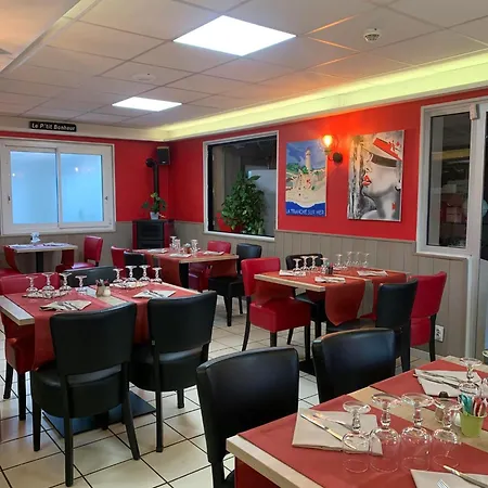 Au Petit Bonheur 2*
