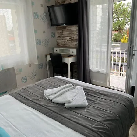 Au Petit Bonheur Hotell La Tranche-sur-Mer