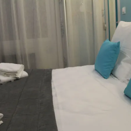 Hotel Au Petit Bonheur