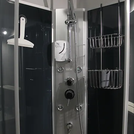 ホテル Au Petit Bonheur ラ・トランシュ・シュル・メール