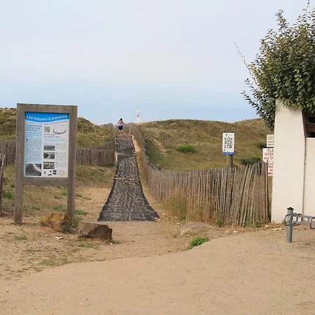 Au Petit Bonheur Hotell La Tranche-sur-Mer