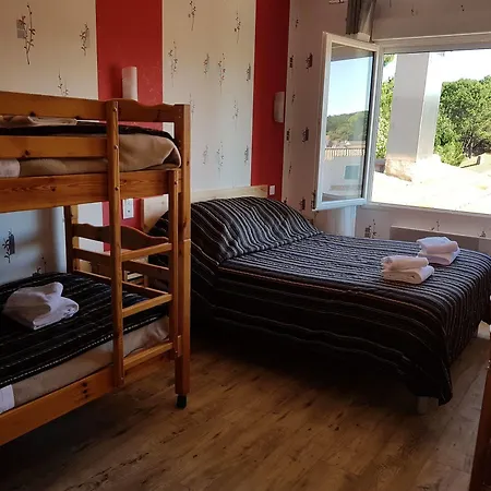 Au Petit Bonheur 2*
