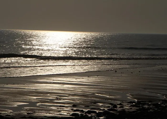 Au Petit Bonheur Hotel